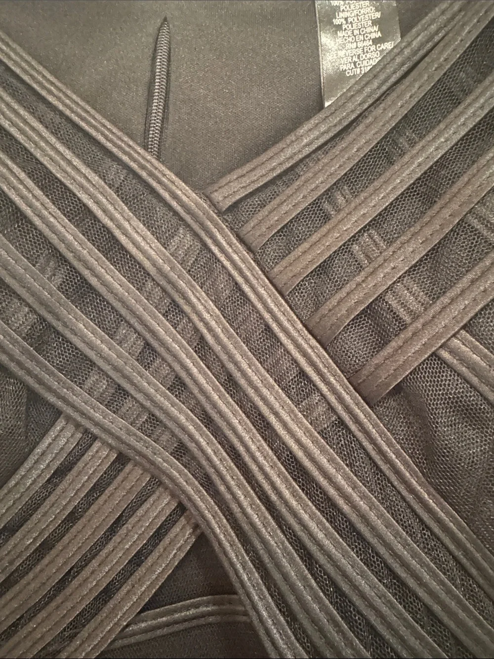 Sandra Darren Size 12 Black Dressy Detail Top - Picture 5 of 13